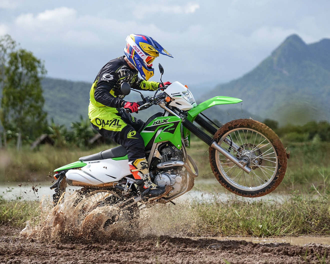 a yamaha klx motorbike